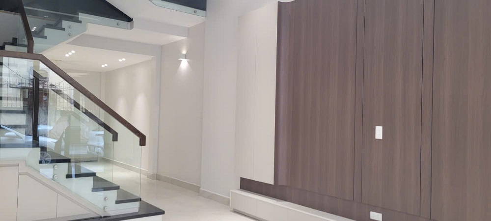 BÁN NHÀ ĐƯỜNG TÔ HIỆU, LÊ CHÂN, HẢI PHÒNG – Ô TÔ RA VÀO THOẢI MÁI – NHÀ ĐẸP 4 TẦNG MỚI